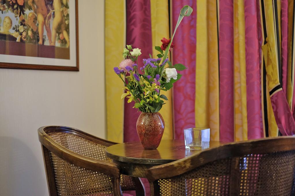 Suite with Terrace,669336399:JPEG